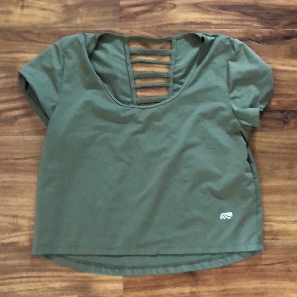 Athletic crop